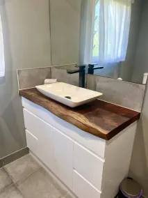 Modern and Stylish 3Bed 2Bath home Townsville - Image 2