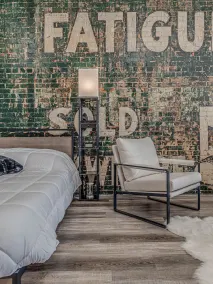 Deluxe Studio in Historic Downtown Building! - Image 5