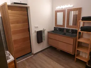 SPACIOUS APARTMENT**** BALCONY, TERRACE, GARDEN, PARKING + CHARGING STATION, AIR CONDITIONING - Image 3