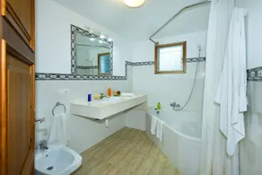 Owl Booking Villa March - 10 Min Walk to the Old Town - Image 2
