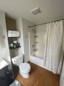 Chehalis upstairs 2 bd 2 bath apartment - Image 3