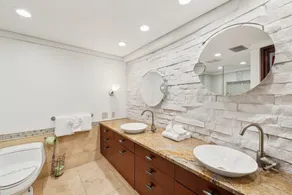 Impressive Luxury Home steps to the Beach! Great Pool and Spa! - Grande Haven - Image 2