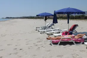 Casa de luxo no sul da Itália com vista para o mar na área de férias e acesso à piscina - Image 4