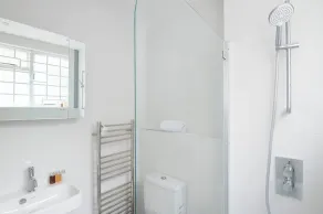 At Home in Chelsea - Image 5