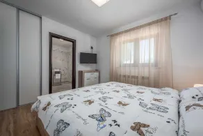 Villa con piscina e benessere, privacy garantita - Image 4