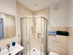 Ideal for commuters or fitters on 27 square meters in Schleusingen for up to 2 people - Image 3
