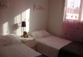 Beautiful three bed on Condado - Image 5