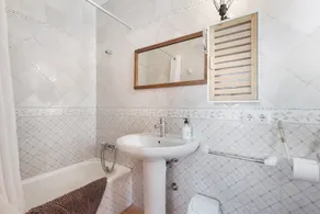Villa Rose - Image 2