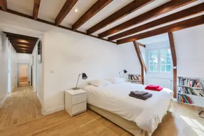 Exceptional 4200 sqm property with pool near Paris & Versailles and golfs - Image 2