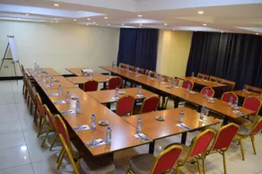 Astorian Grand Hotel - Image 5