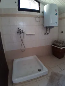 Kiki's Villa - Image 2