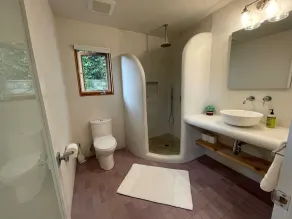 Charming, Private, Poolside Cottage - Image 2