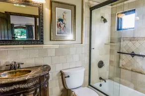 Vineyard suite located in the orchard with private entrance-Villa Riposo Winery - Image 2