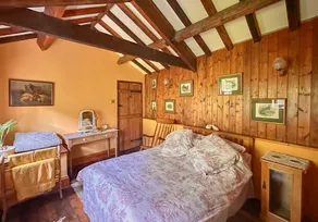 A quirky restoration, sleeps 4 people & a dog WiFi, numerous walks from the door & a pub nearby! - Image 5