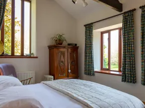 THE DAIRY, romantic, character holiday cottage in Malborough - Image 3