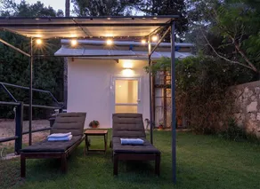 Jerusalem Pool House - Image 5