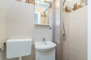 Ferienhaus TRSJA mit Swimmingpool - Image 4