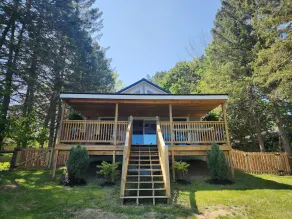 All Decked Out-NEW Lakefront!-Sleeps 6-Close to Colgate! - Image 5