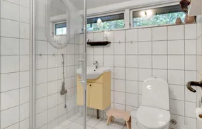 3 Bedroom Stunning Home In Vig - Image 3