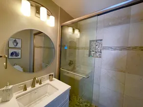 Serene Del Mar Beach Private Entrance 1 BD 1 BA Suite. - Image 3