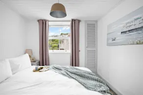 Delightful 2 bed character cottage in Polruan with river views. - Image 5