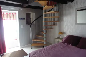 JOLIE MAISON EN PIERRE RÉNOVÉE - Image 5