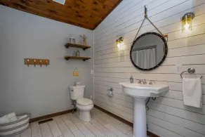 5 BR, 3 King Beds, Fire Pit, Hot Tub, Game room! Amazing Year Round Lake View!! - Image 2