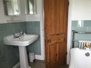 Sandown Cottage - Image 2