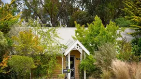 Serena- a stone's throw from Lake Daylesford - Image 5