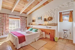 \"Ca les Estamenyes\" near the sea, Wi-Fi, air conditioning, garden and pool - Image 5