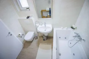Holiday home Fully air-conditioned and modern - Image 3