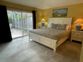 En af en slags Villa tæt på Lake Sumter Landing m / WiFi! Foråret fylder op - Image 5