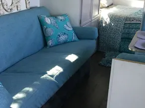 Get lulled to sleep by Lake Superior in Vintage camper 5 steps from the water - Image 4