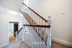 Villa Living by Lawsons - Image 3