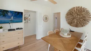 Marese 6 - Cosy and Tranquil Beachfront Unit - Image 5