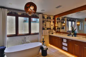 LUXURY OceanFront on the HermosaStrand, just like the FourSeasons-30day min! - Image 4
