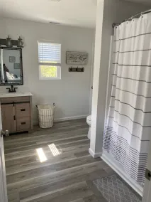Completely remodeled dog friendly 3 bedroom home w/beach gear and linen included - Image 2