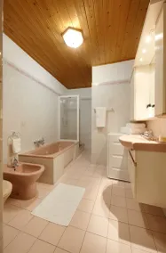 Vacation apartment in the heart of Kaltern with a terrace to fall in love with - Image 4