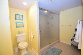 Harbour Island 304K condo - Image 4