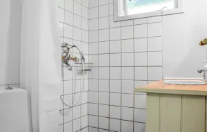 2 Bedroom Stunning Home In Græsted - Image 2