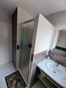 Charming apartment with WIFI 5 minutes walk from the beach and town center - Image 2