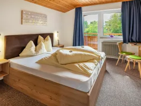 Maravillosa casa de vacaciones privada para 25 personas con WIFI, TV, balcón y mascotas permitida - Image 3