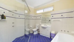 2/184 Kularoo Drive - Walk to One Mile Beach! - Image 3