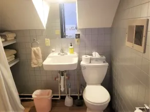 Loftet, effektivitetspakken tilbyder privatliv og komfort. - Image 4