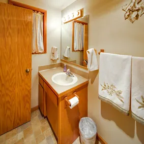 Lake Whatcom Beach Resort - Image 3