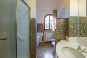 Villa in Piedmont with private pool in beautiful vineyard of Tenuta CostaRossa - Image 2