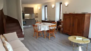 Nær Loire, butikker og centrum Pouilly-sur-Loire! ... - Image 5