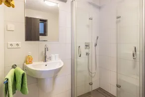 Apartment Lago with Garden, Terrace & Wi-Fi - Image 3