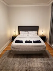 Bright and cozy newly renovated space - 2 bedroom with an extra futon bed - Image 3