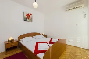 Apartments Rada (26811-A1) - Tisno - island Murter - Image 4